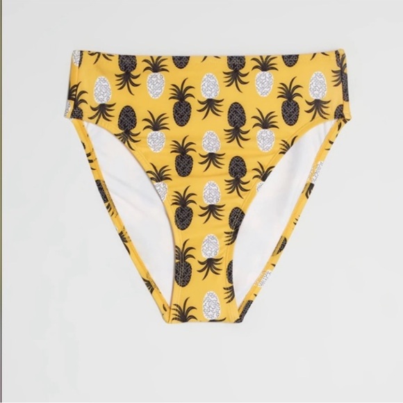 ModCloth Pineapple Print Bikini - Picture 4 of 10